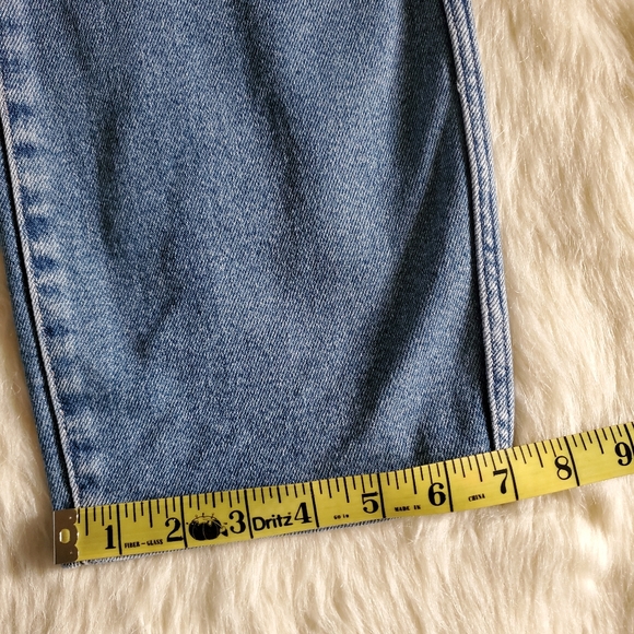 Good American Good Curve Exposed Button Ankle Crop Jeans Size 18 - Picture 11 of 13